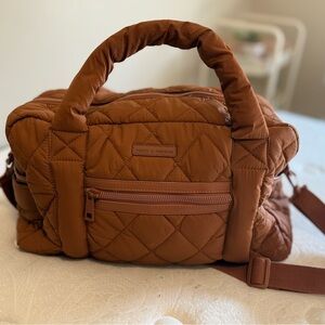 Poppy & Peonies Quilted Women's Duffle Bag - Cognac